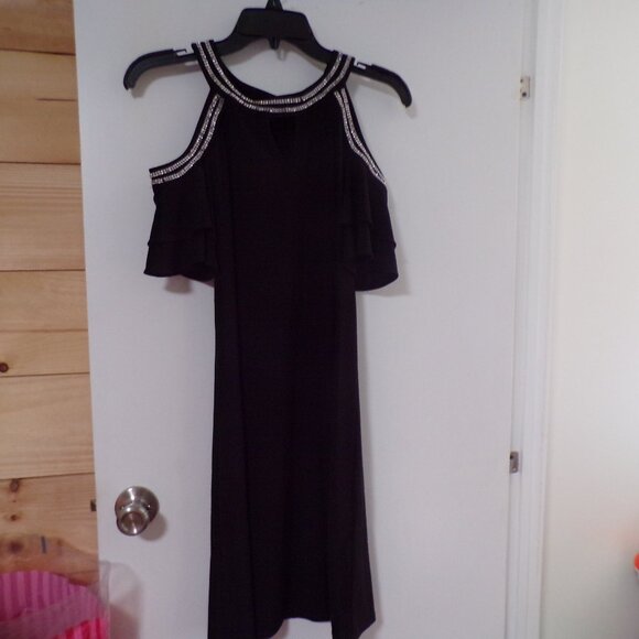 cold shoulder dress - Picture 1 of 2